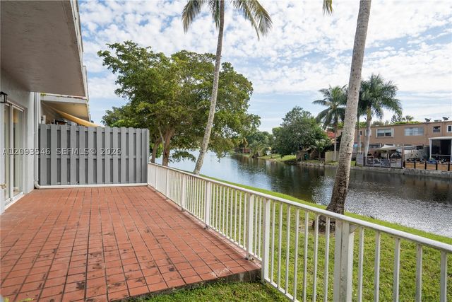 7090 NW 173rd Dr 203, Hialeah, FL 33015