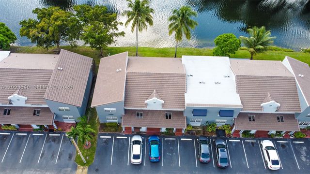 7090 NW 173rd Dr 203, Hialeah, FL 33015