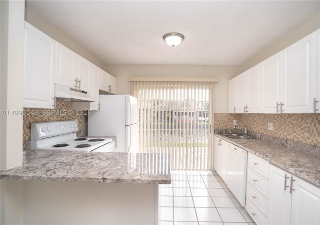 7090 NW 173rd Dr 203, Hialeah, FL 33015