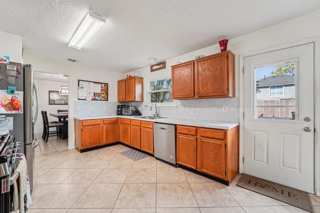 2202 Dublin Drive, League City, TX 77573