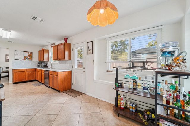 2202 Dublin Drive, League City, TX 77573