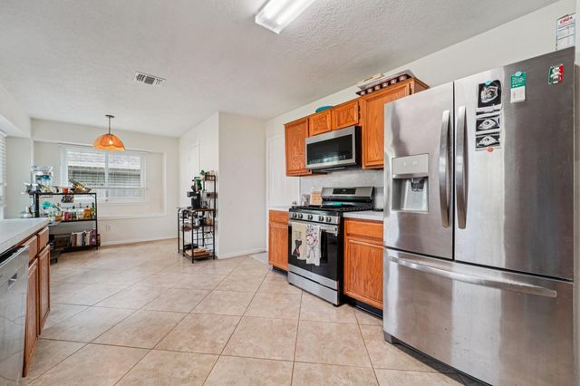 2202 Dublin Drive, League City, TX 77573