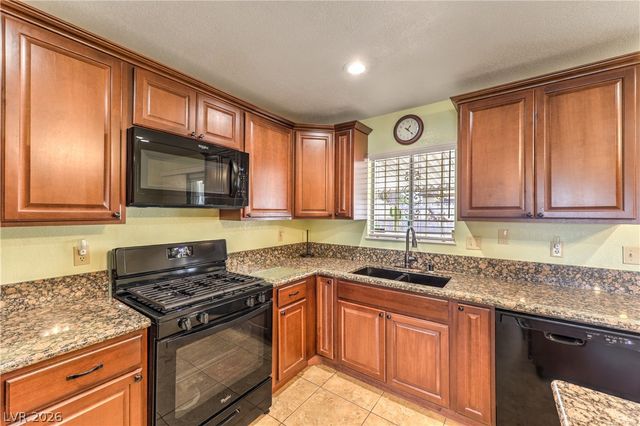 2420 Winwood Street, Las Vegas, NV 89108
