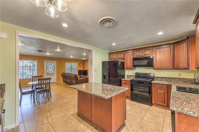 2420 Winwood Street, Las Vegas, NV 89108