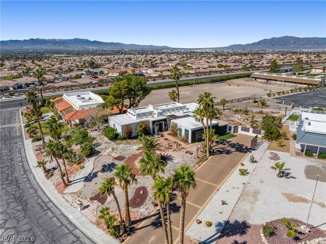 6744 Mountridge Drive, Las Vegas, NV 89110