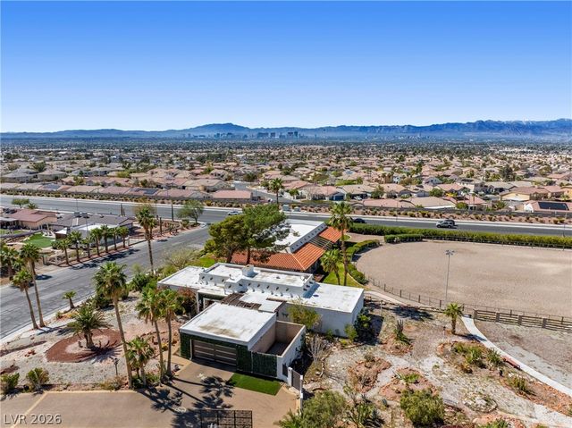 6744 Mountridge Drive, Las Vegas, NV 89110