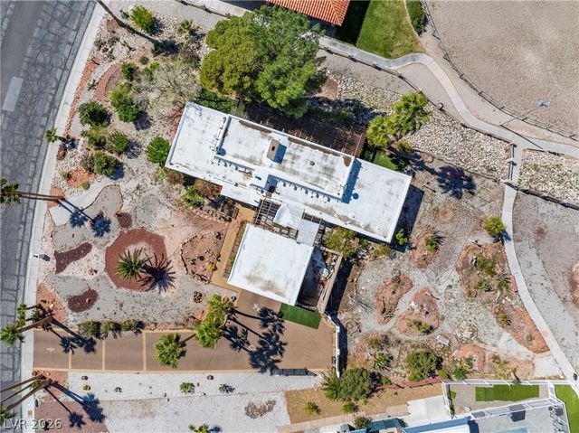 6744 Mountridge Drive, Las Vegas, NV 89110