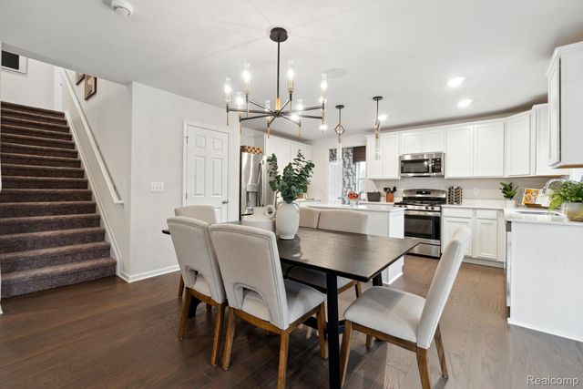 366 Edge Brook Drive, Holly Township, MI 48442
