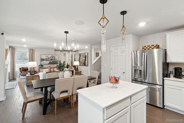 366 Edge Brook Drive, Holly Township, MI 48442