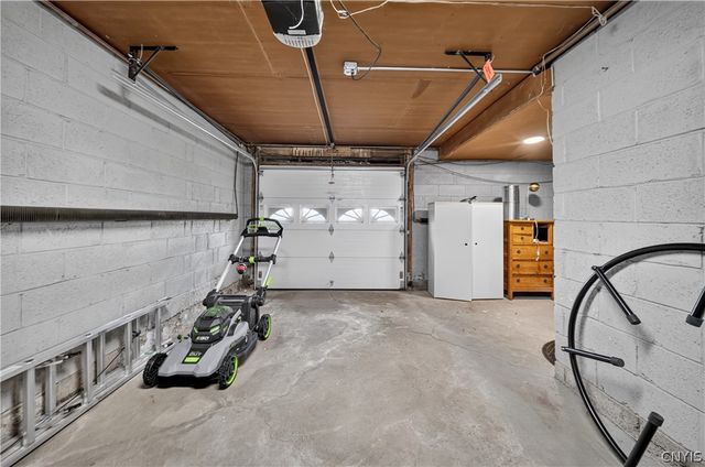 2304 Euclid Avenue, Syracuse, NY 13224