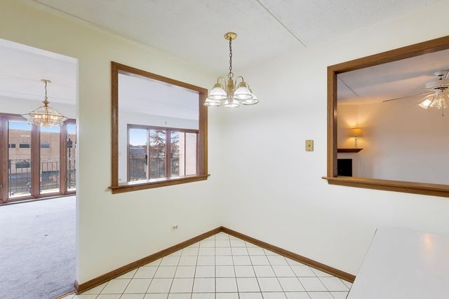 6980 W Touhy Avenue 402, Niles, IL 60714