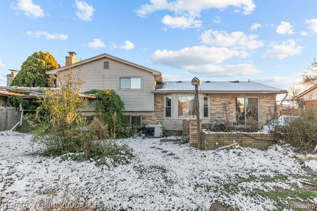 4111 Rose Mary Drive, Sterling Heights, MI 48310