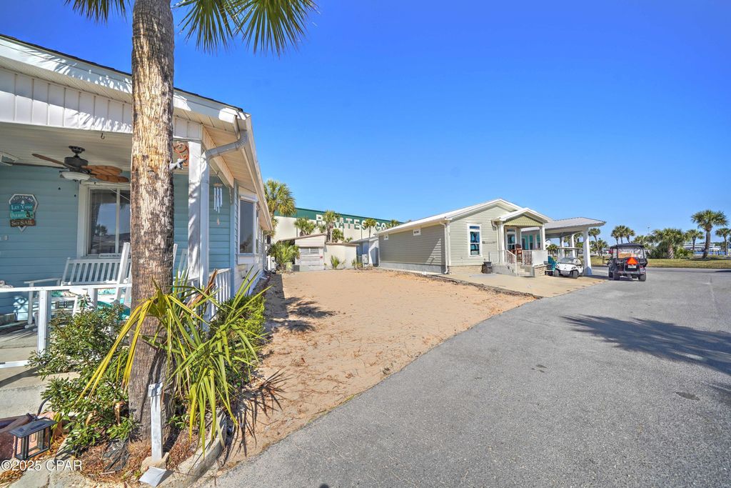 Image 6 of property listing at 374 Red Snapper Lane, Panama City Beach, FL 32408
