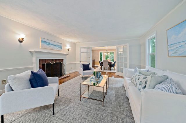 6 Seminole Rd, Canton, MA 02021