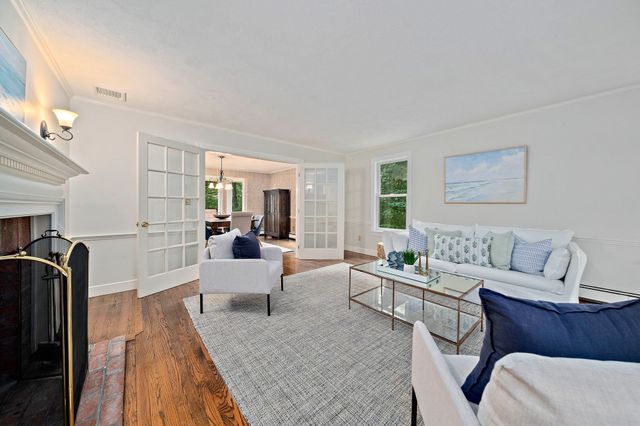 6 Seminole Rd, Canton, MA 02021