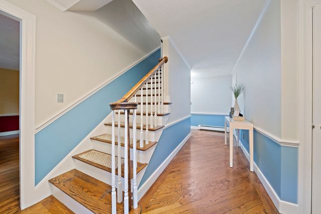 6 Seminole Rd, Canton, MA 02021
