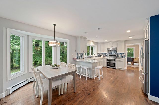 6 Seminole Rd, Canton, MA 02021