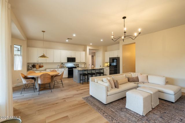 21125 E TWIN ACRES Drive, Queen Creek, AZ 85142