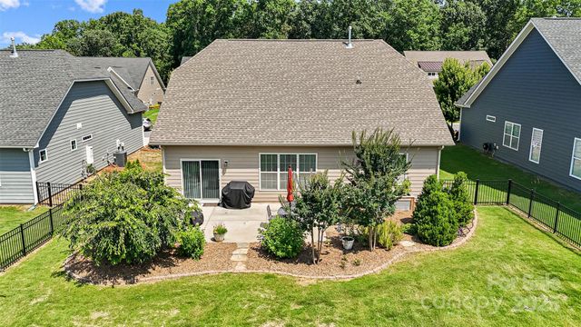 1108 Mayapple Way, Belmont, NC 28012