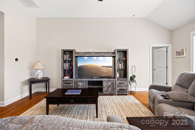 1108 Mayapple Way, Belmont, NC 28012
