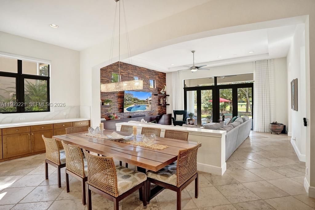 Image 15 of property listing at 10292 Emerson St, Parkland, FL 33076