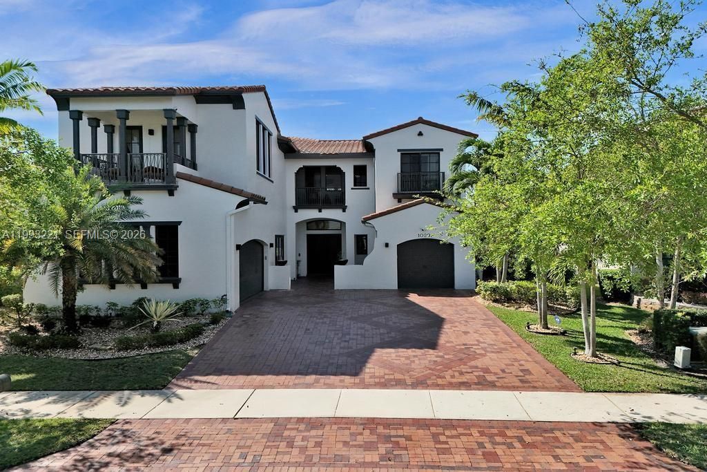 Image 3 of property listing at 10292 Emerson St, Parkland, FL 33076