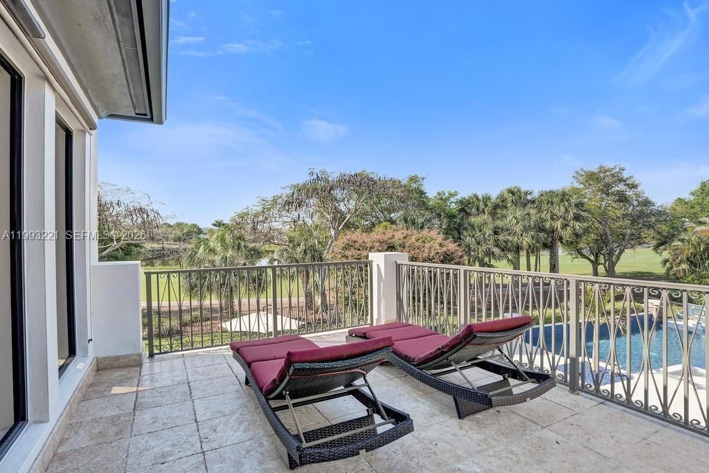 Image 39 of property listing at 10292 Emerson St, Parkland, FL 33076