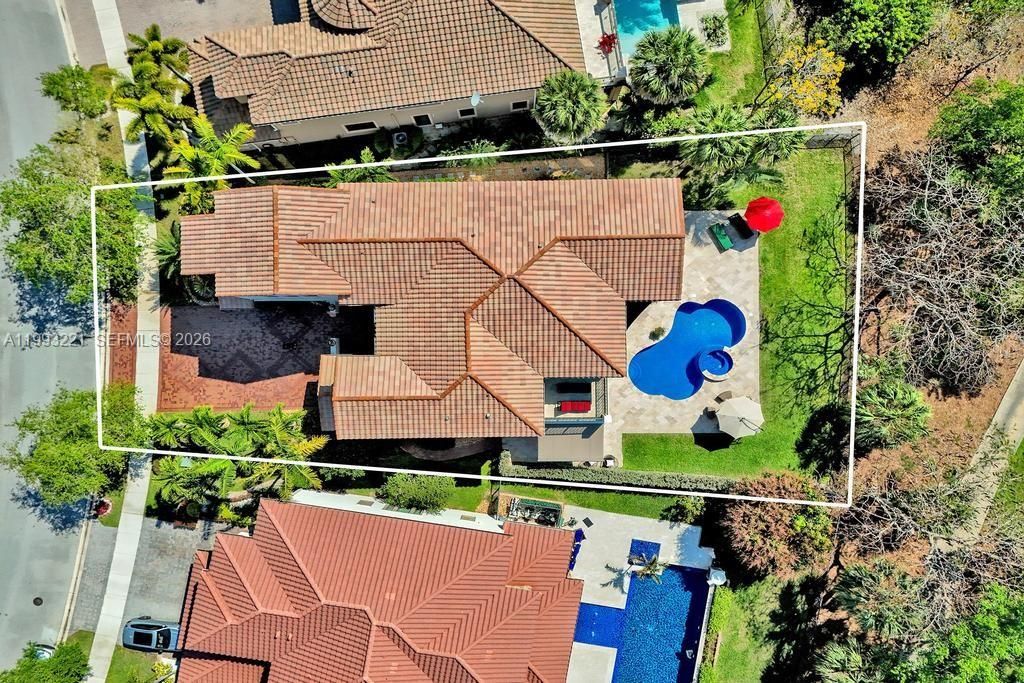 Image 49 of property listing at 10292 Emerson St, Parkland, FL 33076