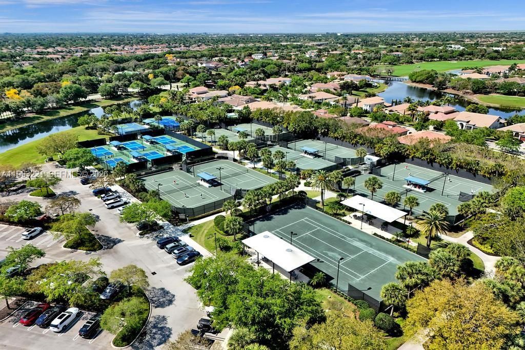 Image 51 of property listing at 10292 Emerson St, Parkland, FL 33076