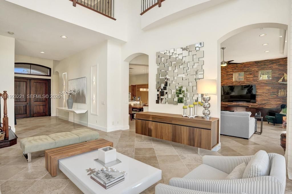 Image 8 of property listing at 10292 Emerson St, Parkland, FL 33076