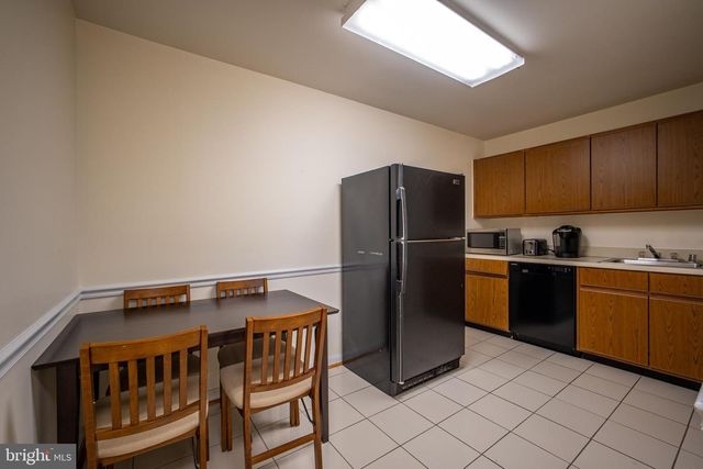 11094 MAIN ST #D103, Fairfax, VA 22030