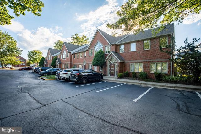 11094 MAIN ST #D103, Fairfax, VA 22030