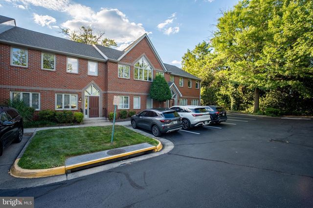 11094 MAIN ST #D103, Fairfax, VA 22030