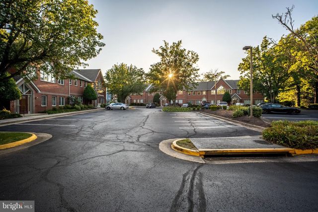 11094 MAIN ST #D103, Fairfax, VA 22030