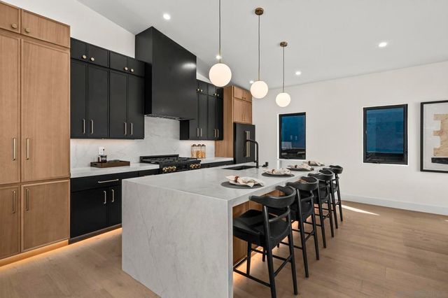 4419 Narragansett Ave, San Diego, CA 92107