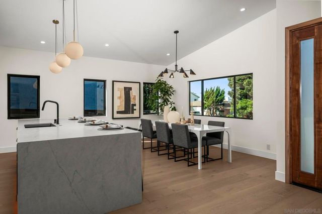 4419 Narragansett Ave, San Diego, CA 92107