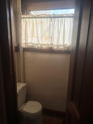 207 Mccollum Street, La Porte, IN 46350