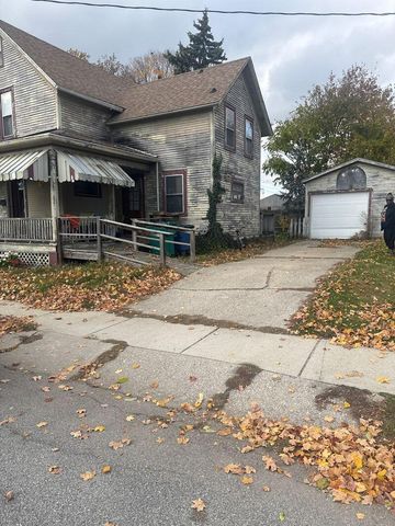 207 Mccollum Street, La Porte, IN 46350