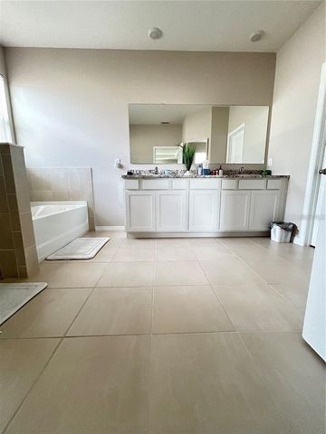 6853 SE 3RD LOOP, Ocala, FL 34472