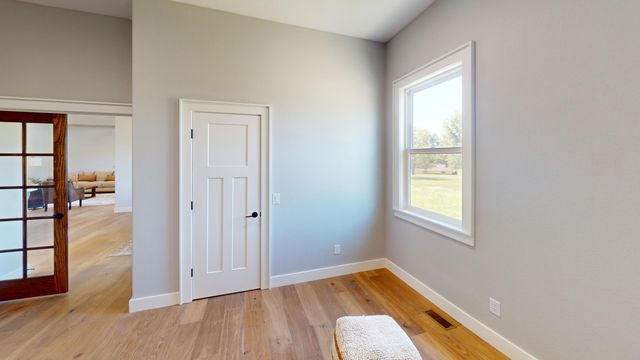 138 Brady Lane, Republic, MO 65738