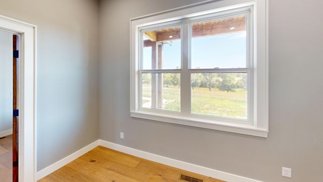 138 Brady Lane, Republic, MO 65738