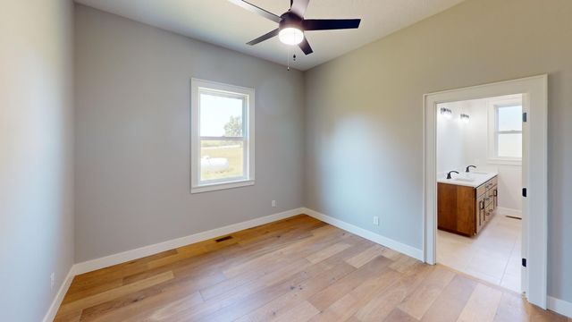 138 Brady Lane, Republic, MO 65738