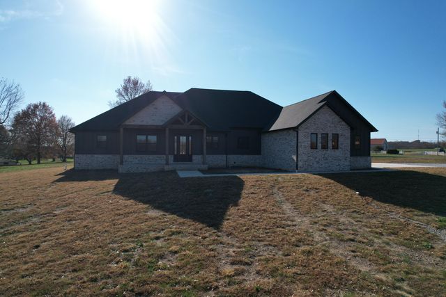 138 Brady Lane, Republic, MO 65738