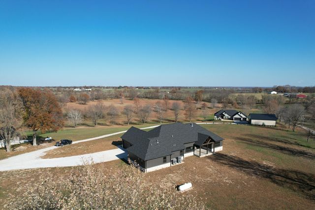 138 Brady Lane, Republic, MO 65738