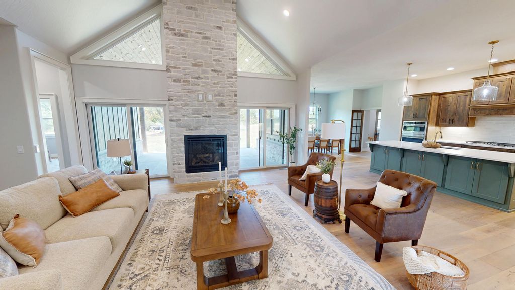 138 Brady Lane, Republic, MO 65738