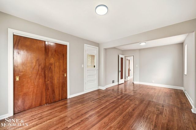 9155 Grayton Street, Detroit, MI 48224