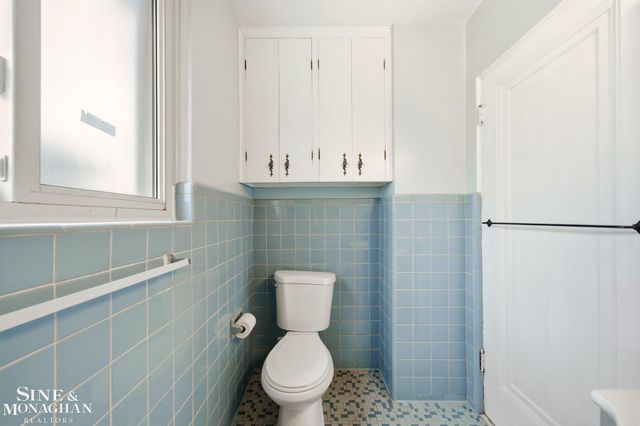 9155 Grayton Street, Detroit, MI 48224