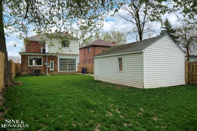 9155 Grayton Street, Detroit, MI 48224