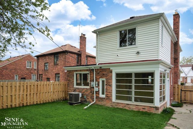 9155 Grayton Street, Detroit, MI 48224