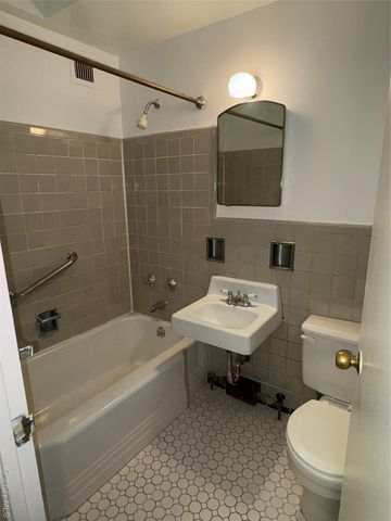 270 JAY STREET 1D, Brooklyn, NY 11201